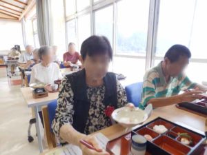 令和7年　9月　誕生会・敬老会